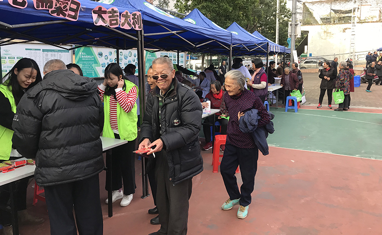 銳天參與上屯第五屆老人節活動